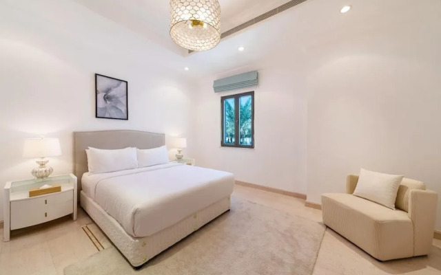 Manzil-6BR Lux Villa with Pvt Pool