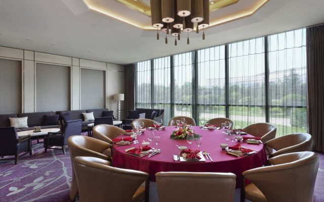 Sheraton Changchun Jingyuetan Hotel