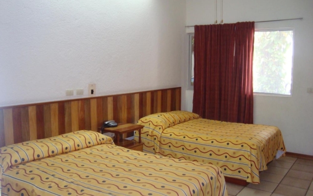 Hotel Lacantum
