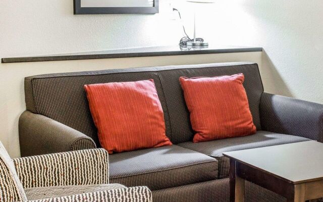 Comfort Suites Wilson I-95