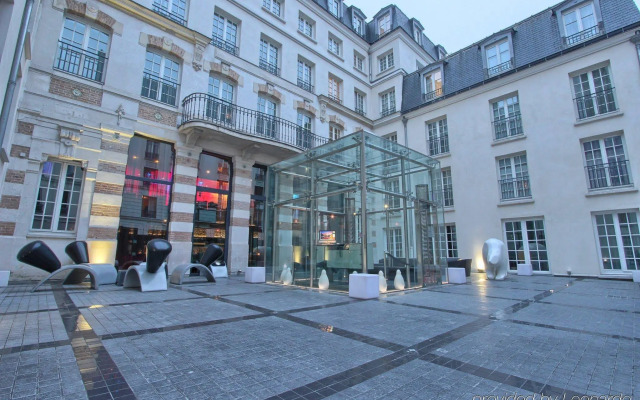 Kube Hotel Paris
