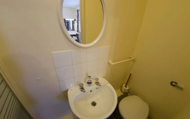 Oakwood B&B Heathrow