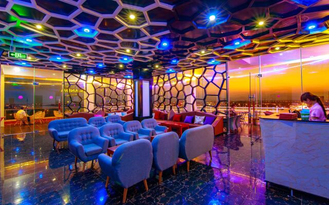 Amanda Quang Binh Hotel