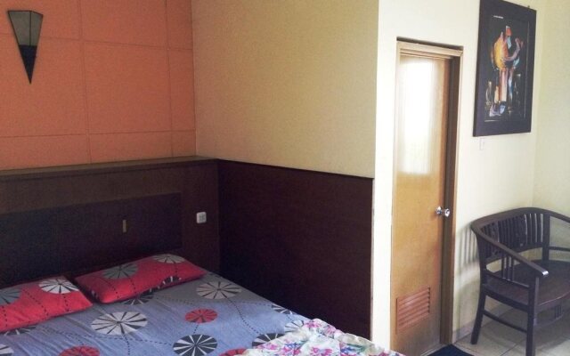 Candi View Hotel