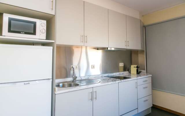 Liiiving In Porto – Boavista Sunny Apartment