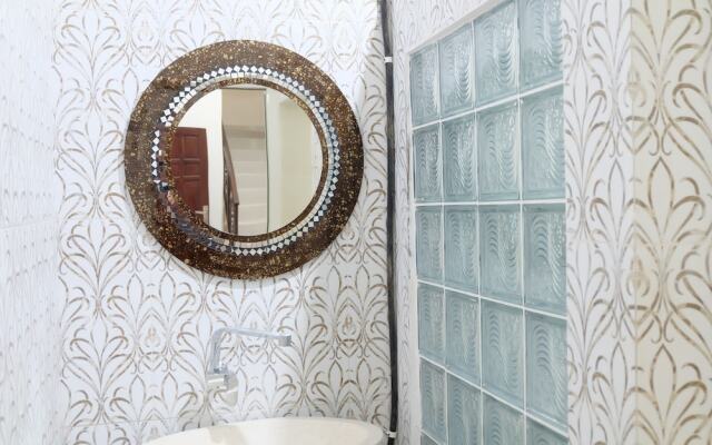 Simply Homy Guest House UTY Kronggahan