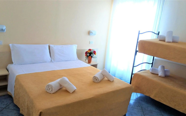 Hotel Corona