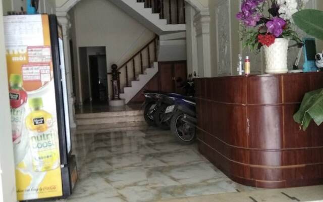 Happy Hotel Binh Chanh