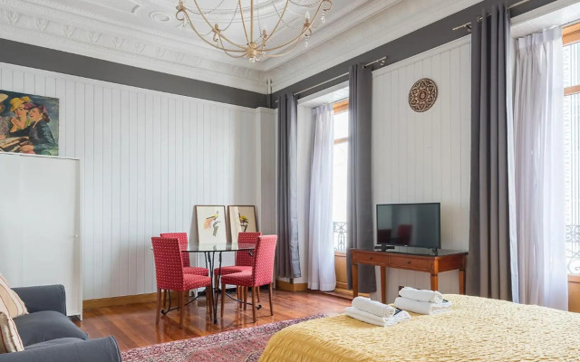 Ayala apartment by People Rentals