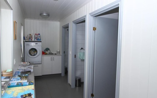 Guesthouse Steindórsstadir