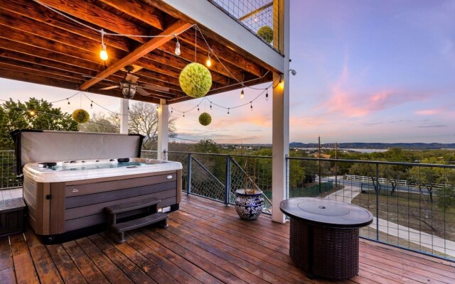 Grand Chalet Getaway