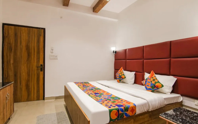 Fabhotel Grover