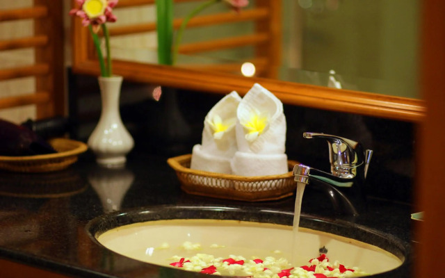 Angkor Century Resort & Spa