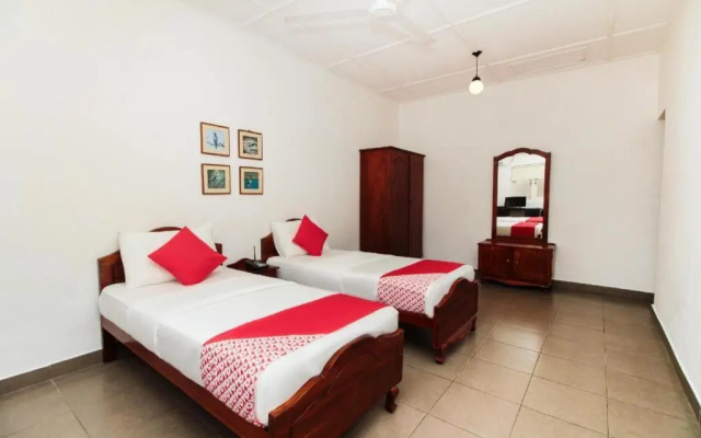 Sea View Apartment by OYO Rooms