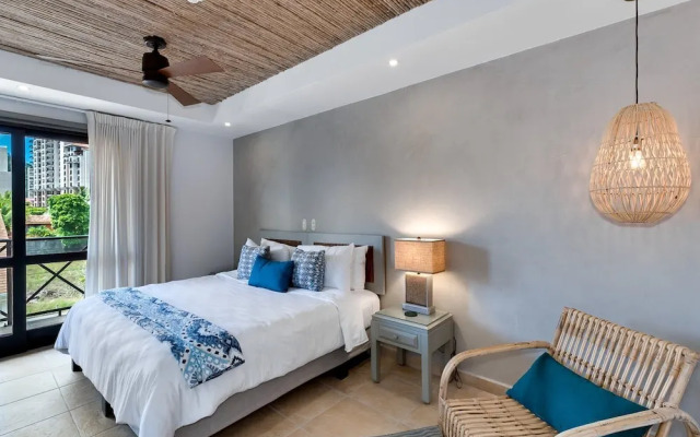 Amazing Seaside Penthouse With Rooftop Terrace