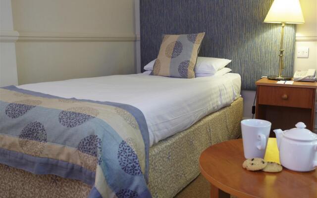 Best Western Bristol North The Gables Hotel