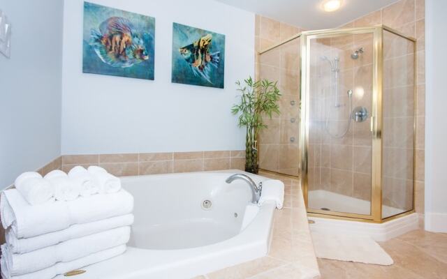 Crc0711 3 Bedroom Condo