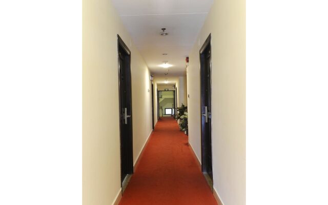 Boss Palace Hotel