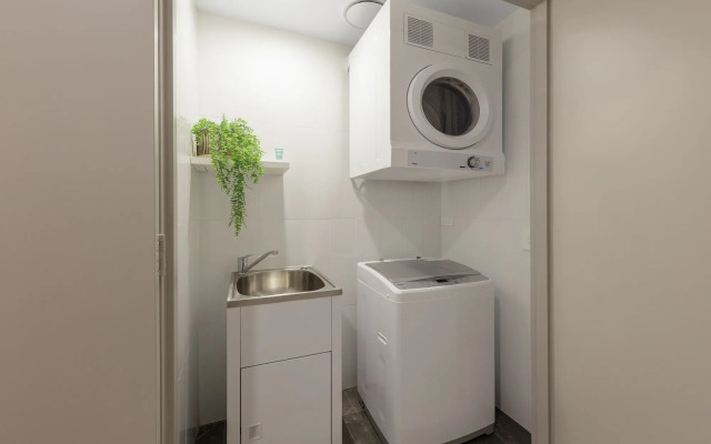 Meriton Suites Pitt Street, Sydney