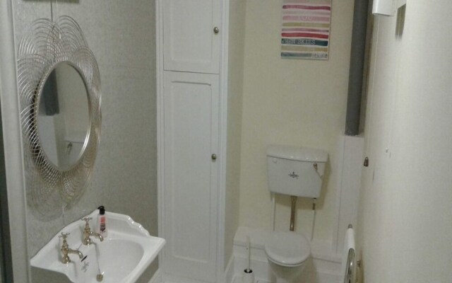 Stowe Barton Bed & Breakfast