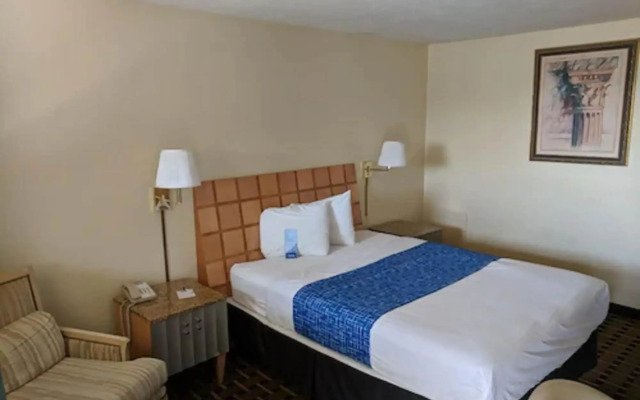 Travelodge by Wyndham Clovis