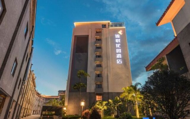 Yunyi Zhenyue Garden Hotel