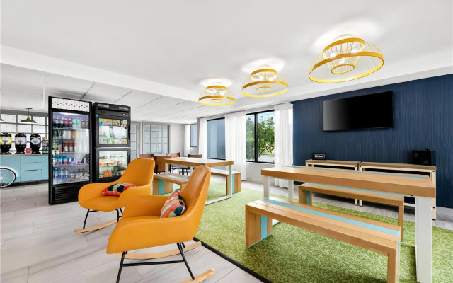 Spark by Hilton Biloxi Ocean Springs