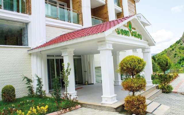 Green Valley Hotel Savsat