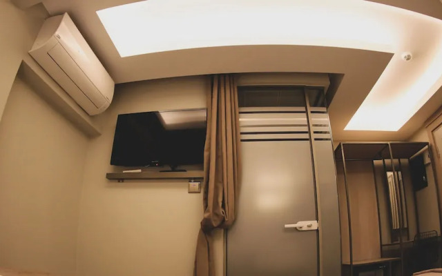 X-Nellyi Boutique Hotel