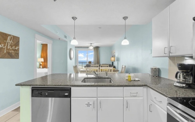 Grand Panama 1005 - Tower Two