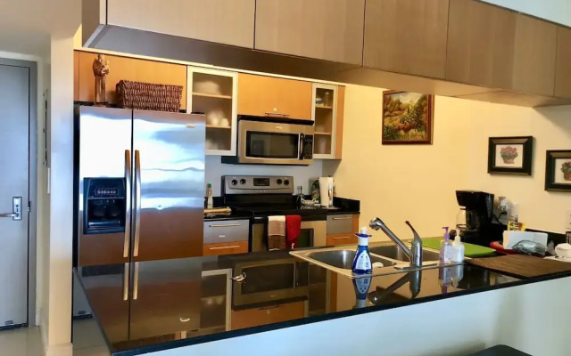 Opera Tower By Suarez Vacation Rentals