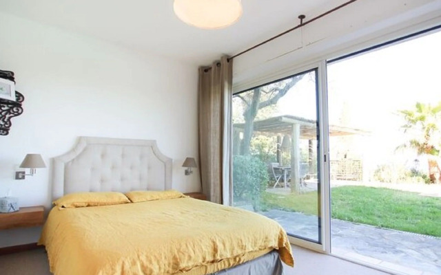 Modern holiday home in Gassin with private pool