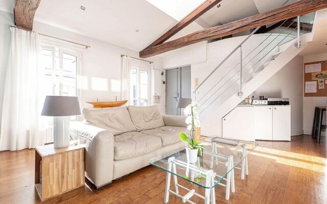 Veeve - The Secret Loft in Madeleine