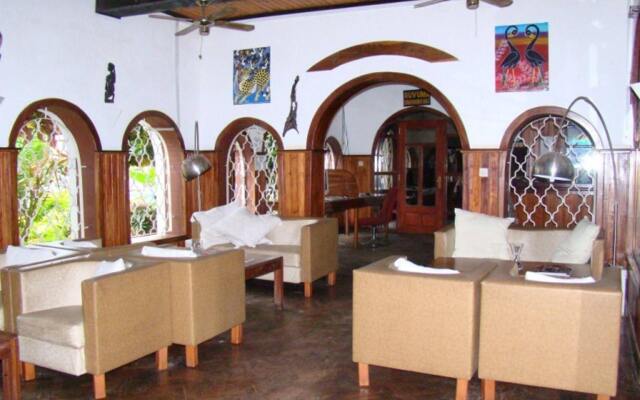 Best Western Jangwani Sea Breeze Hotel
