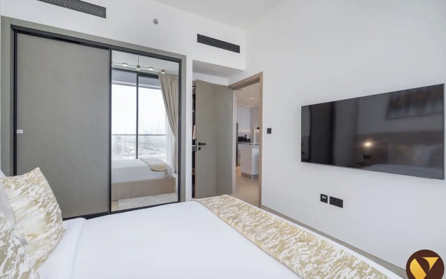 Binghatti 7min Sky Dubai 3 min Cirle Mal