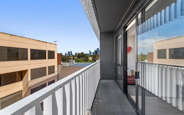 Sleek South Melbourne Pad, 1-bed by Albert Park