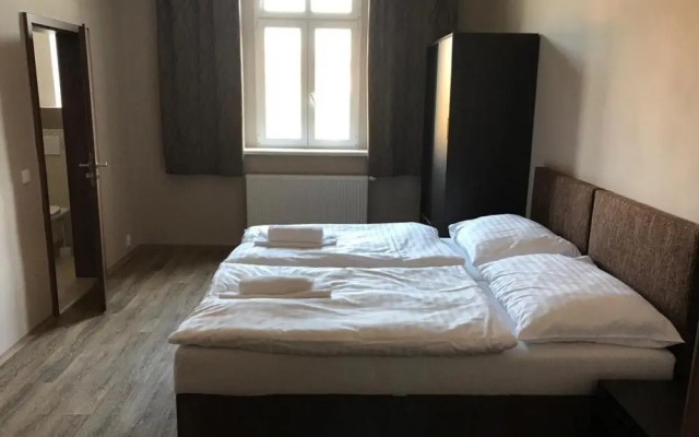 Zeyer Aparments