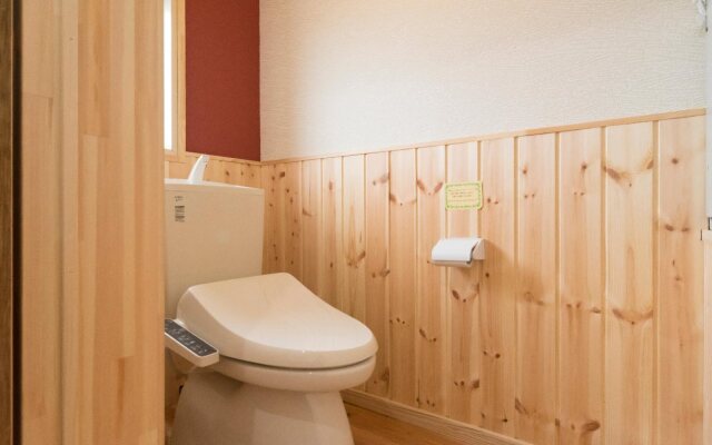 Kanazawahigashiyama CABIN HAKOBUNE
