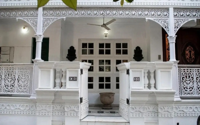 VILLA 33 Bed & Breakfast