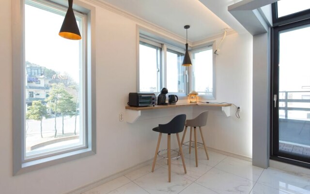 Incheon airport W Premium guesthouse