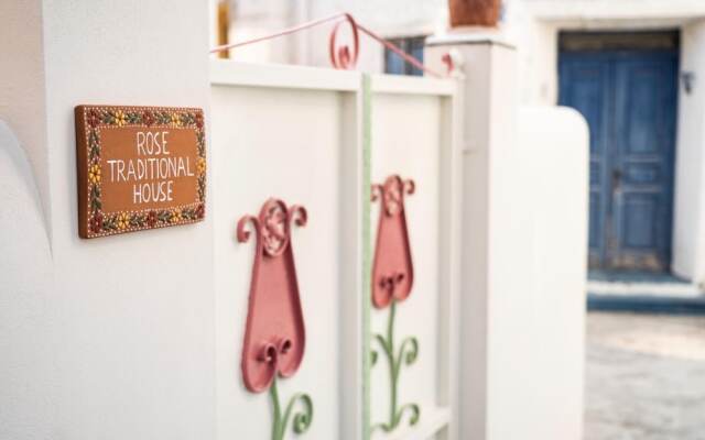 Rose Traditional House