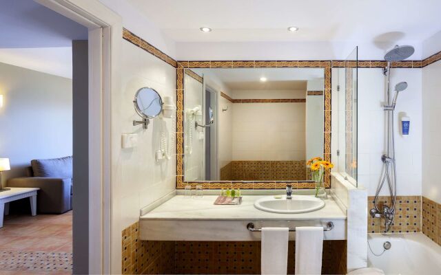 Отель Occidental Isla Cristina