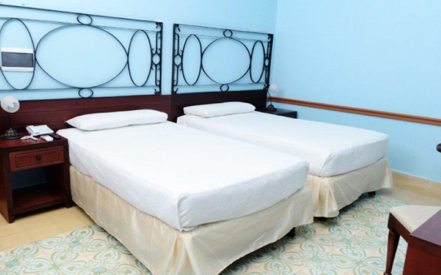 E Rueda Hotel