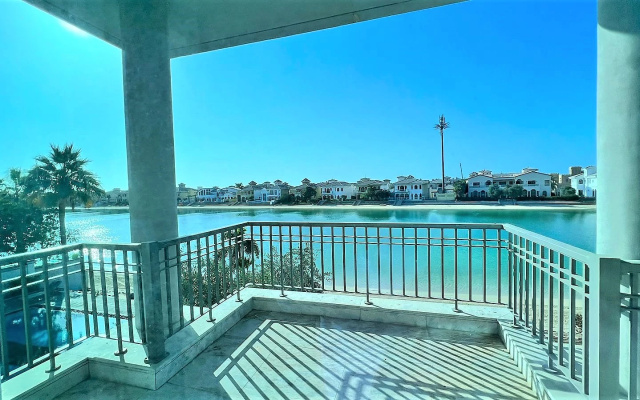 Ultimate Luxury sea front villa with private pool Palm Jumeirah