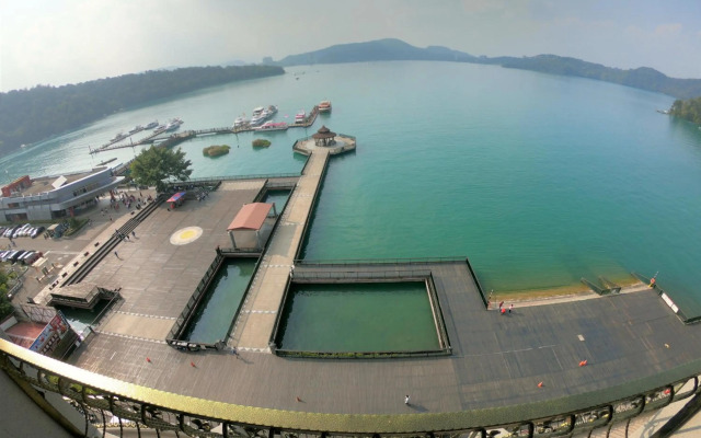 Ming Yue Hu Lakeview BnB