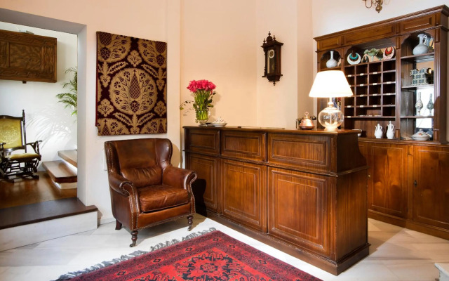 Hotel Sari Konak