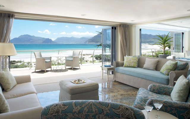 The Last Word Long Beach