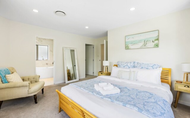 Stunning Taka Retreat nr Beach-Netflix