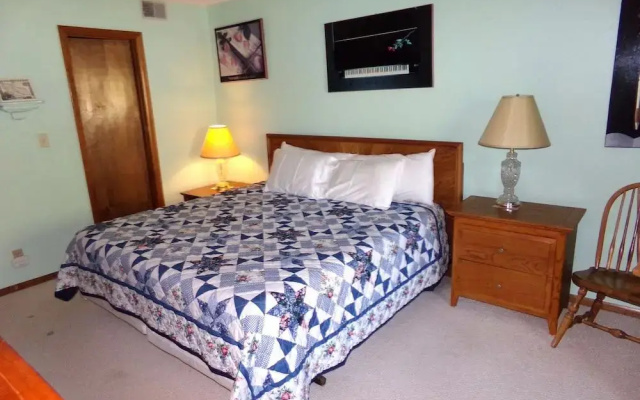Mountainside 2 Bed 2 Bath