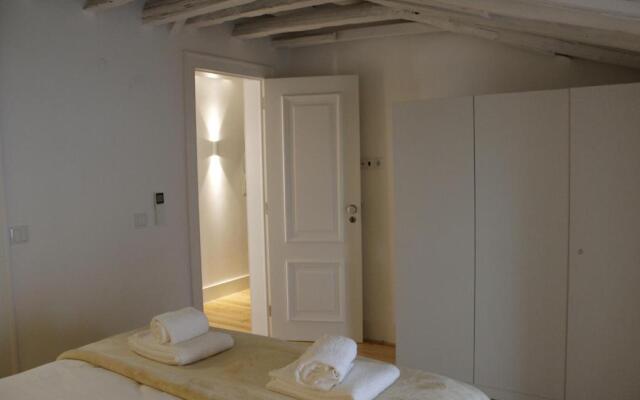 Augusta Street - 4 Esq